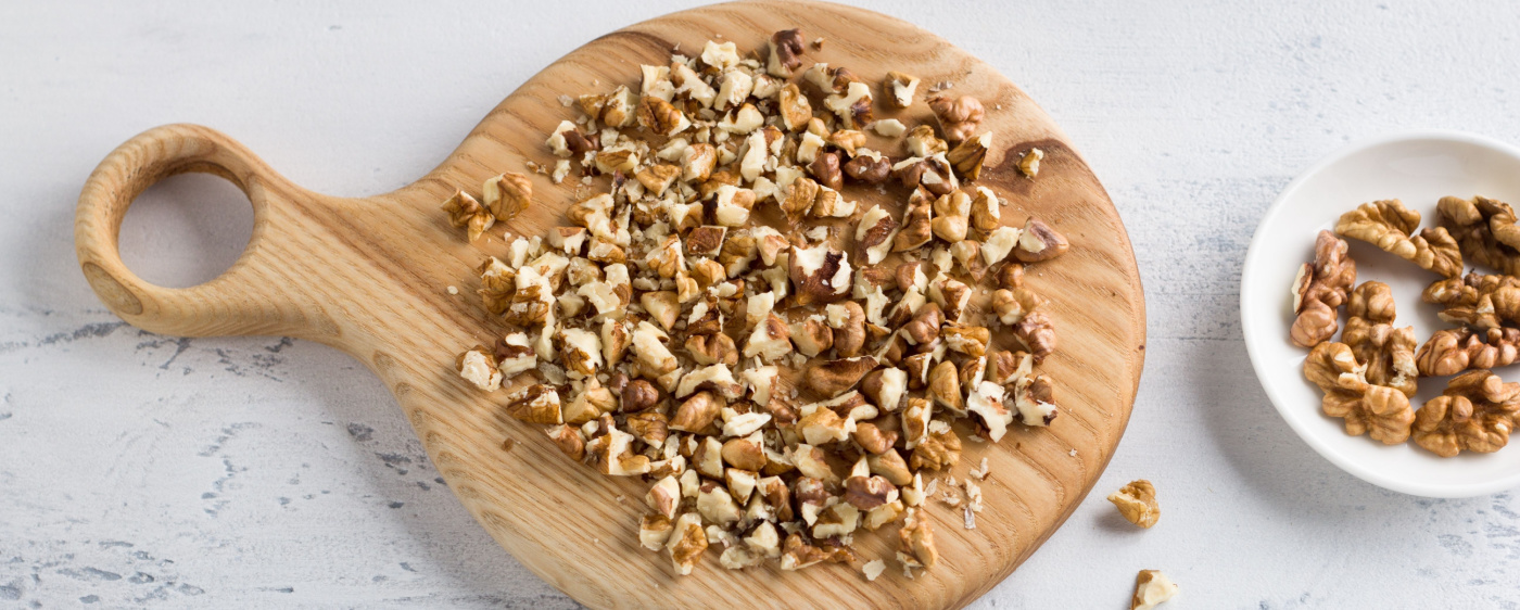 Chopped walnuts for the cranberry gelatin.