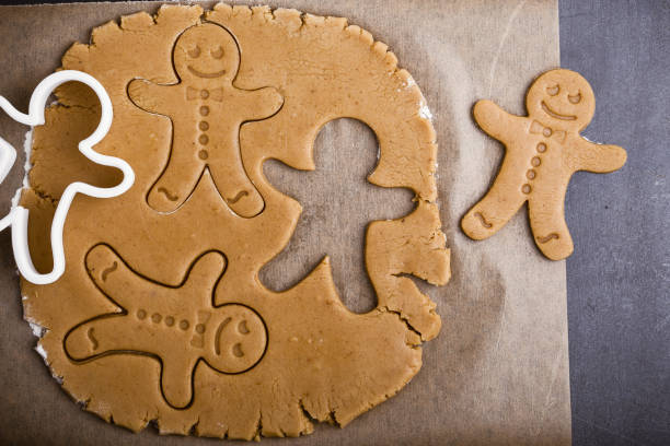 christmas homemade gingerbread man - gingerbread men stock pictures, royalty-free photos & images