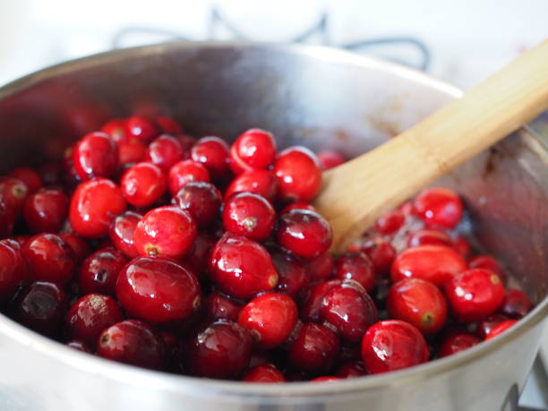 cranberries - cranberry sauce stock pictures, royalty-free photos & images